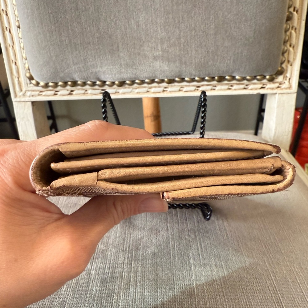 Gucci monogram wallet with double snap detail and dust bag - Picture 9 of 13